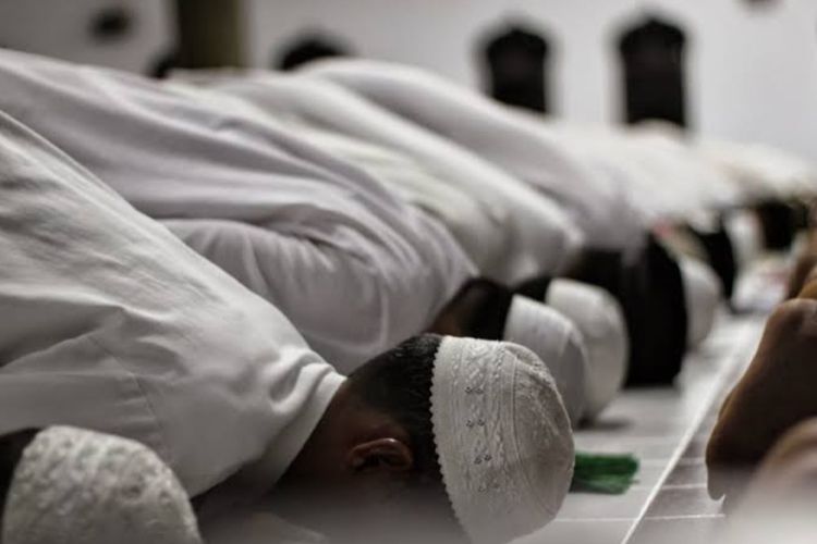 Shalat dan Amal Diterima oleh Allah SWT, Begini Tanda-tandanya Menurut Ustad Abdul Somad